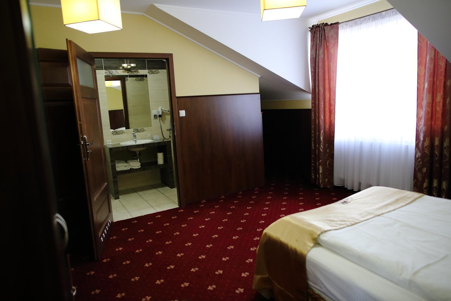Hotel Kalchem Brzozie Eksteriør bilde