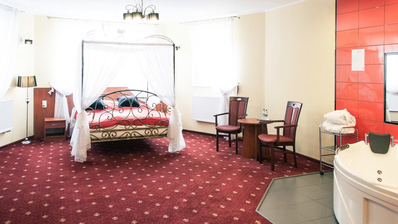 Hotel Kalchem Brzozie Eksteriør bilde